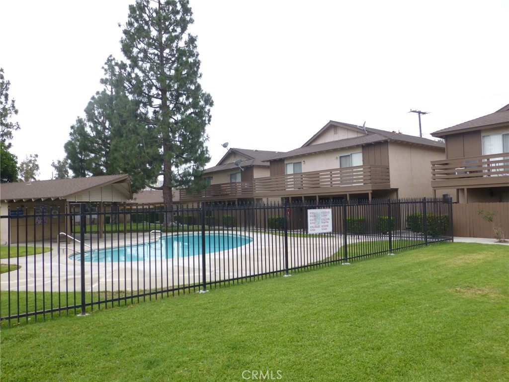Holiday Harbor III HOA - Residential Income