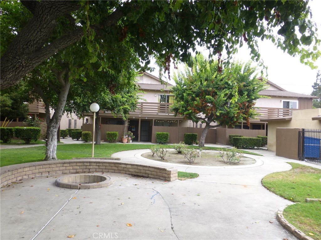Holiday Harbor III HOA - Residential Income