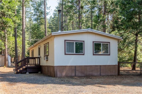 Photo of 15070 Pinon RD, Magalia, CA 95954 (MLS # SN26195146)