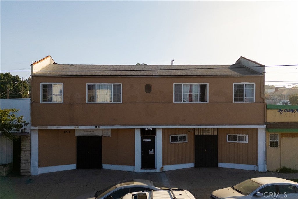 9318 S Western