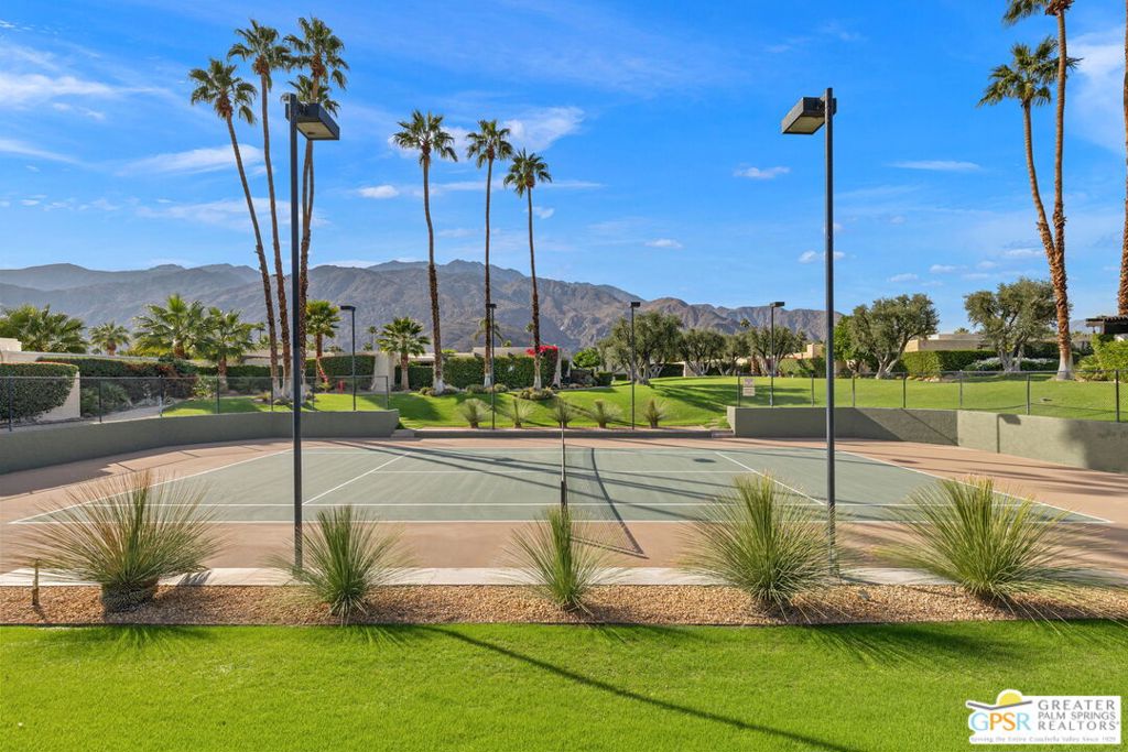 Greenhouse East - Residential Lease