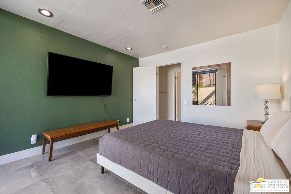 Greenhouse East - Residential Lease