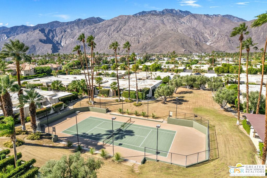 Greenhouse East - Residential Lease