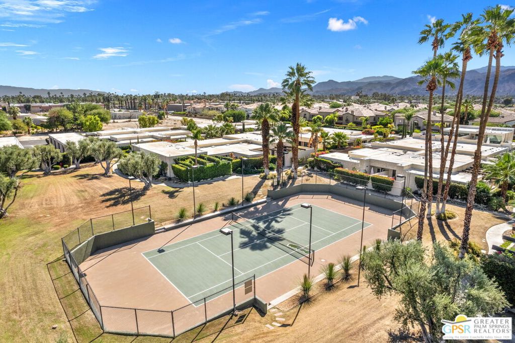 Greenhouse East - Residential Lease