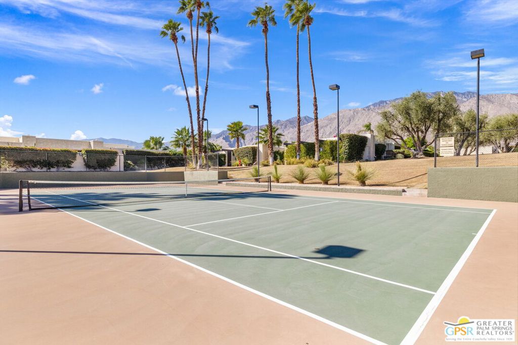 Greenhouse East - Residential Lease