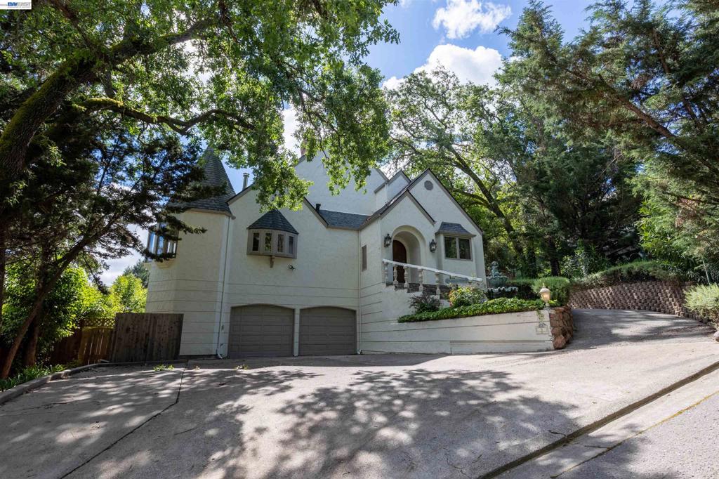 3 Lerner Drive