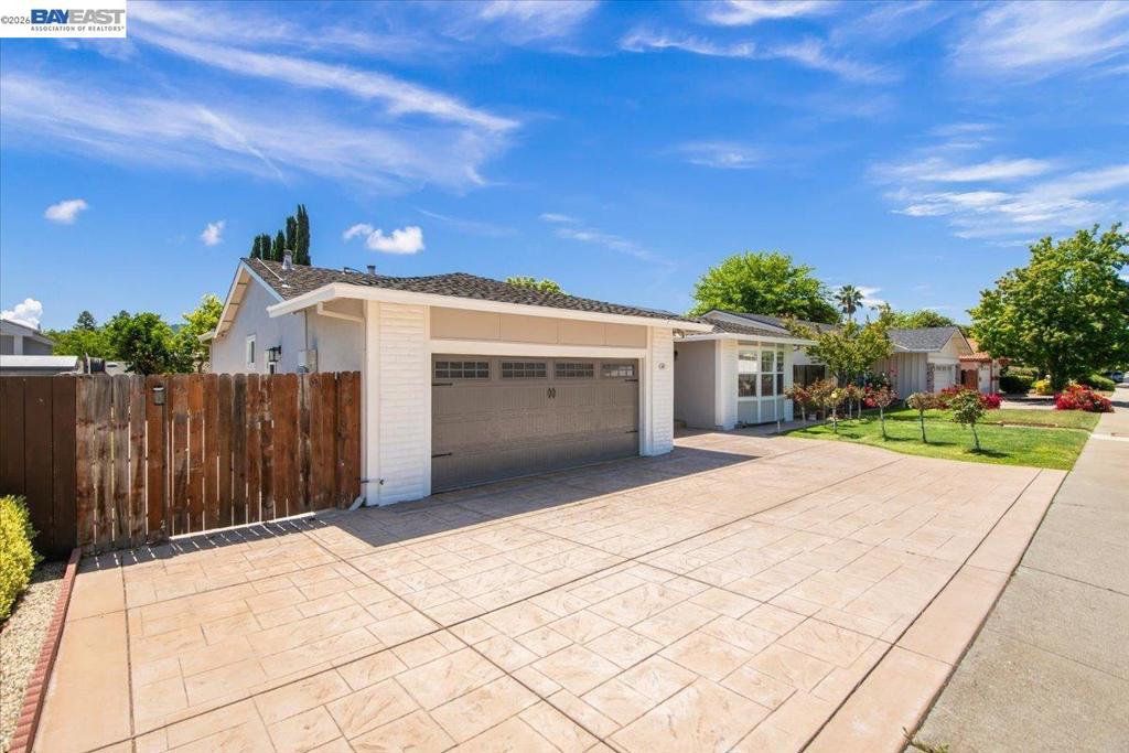 479 Mission Dr