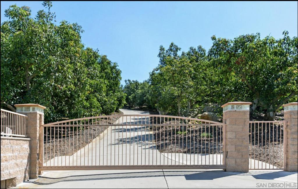 1629 Wild Acres