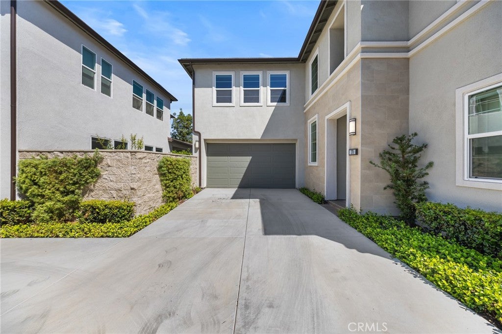 370 Brackens