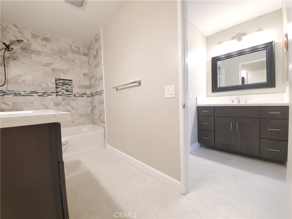 Windwood Townhomes (TH) - Residential Lease