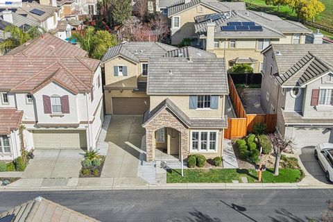 Photo of 5919 Topsfield Cir Cir, Dublin, CA 94568 (MLS # 41131750)