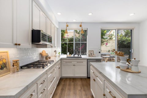 Photo of San Diego, CA 92122 (MLS # 260020989SD)