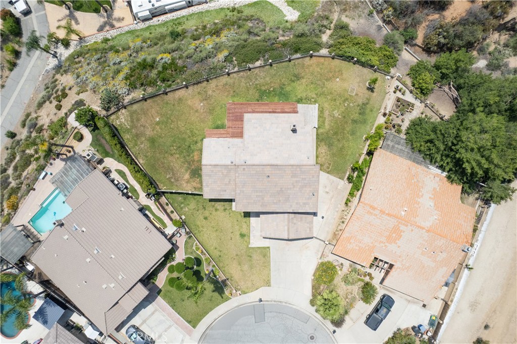 3074 Mountain Top Drive