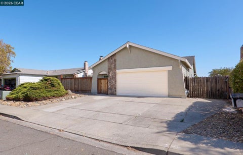 Photo of 569 E Wigeon Way Way, Suisun City, CA 94585 (MLS # 41150911)