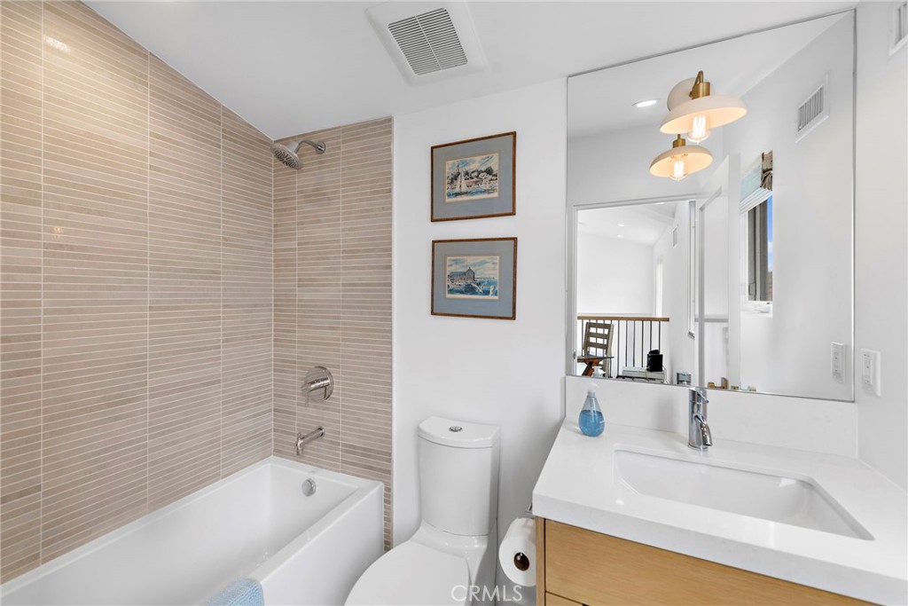 Corona del Mar South of PCH (CDMS) - Residential Lease