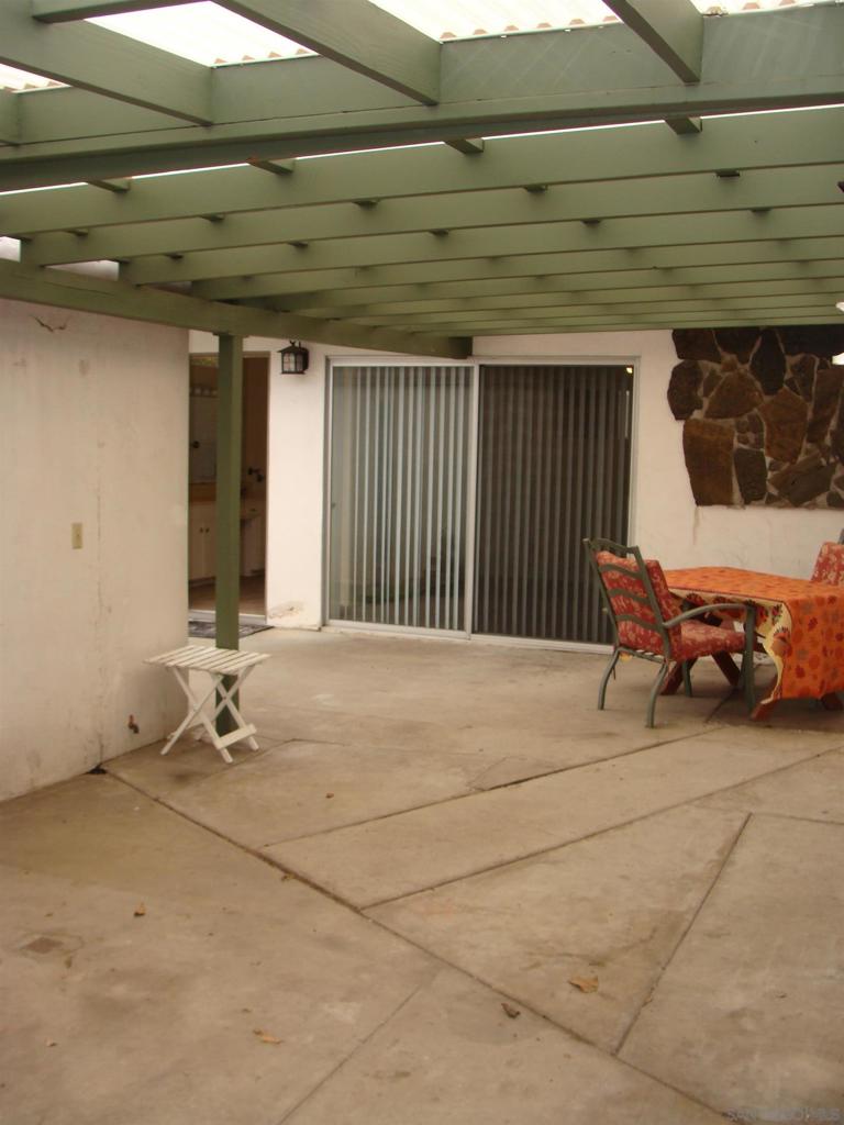 1134 Boulevard Pl.