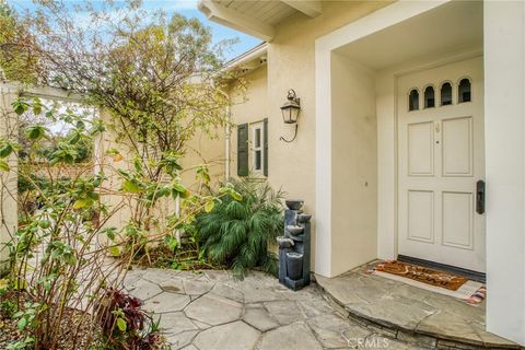 Photo of 26803 Brookhollow Drive, Valencia, CA 91355 (MLS # SR26019302)