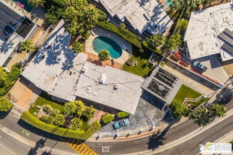 Photo of 1109 E Mesquite Avenue, Palm Springs, CA 92264 (MLS # 26654123PS)