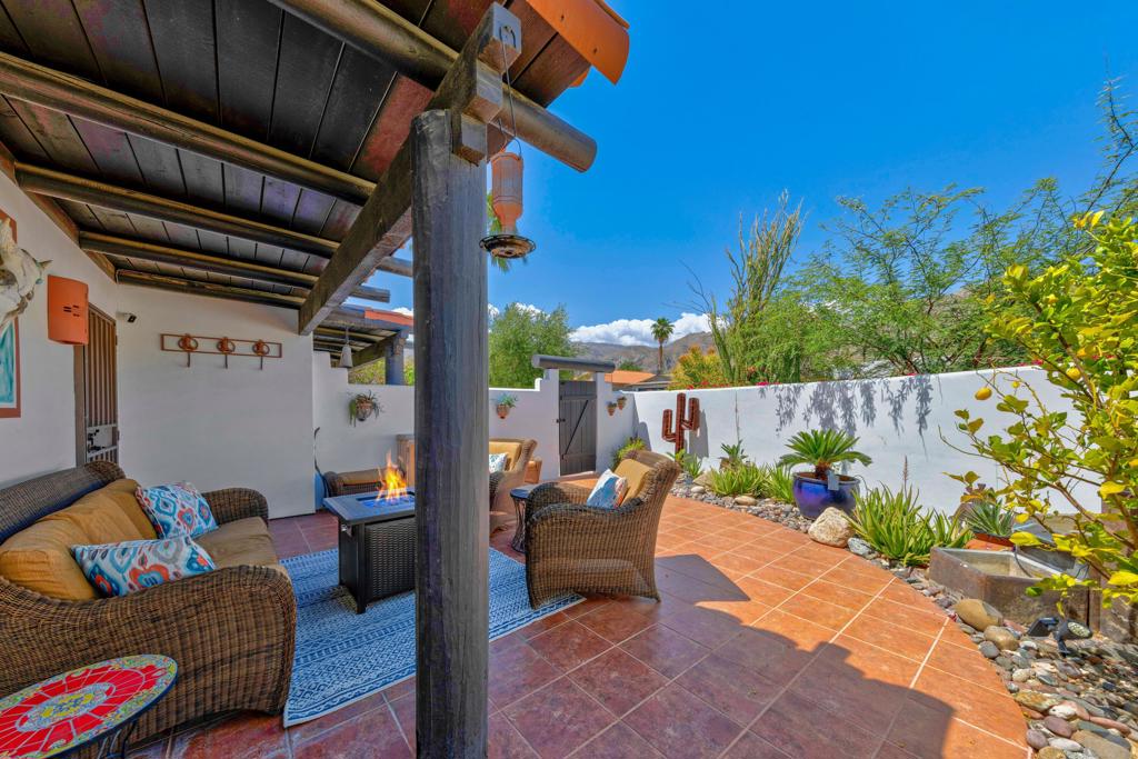 54510 Avenida Alvarado
