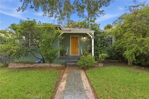 Photo of 4127 Coolidge Avenue, Los Angeles, CA 90066 (MLS # OC25261755)