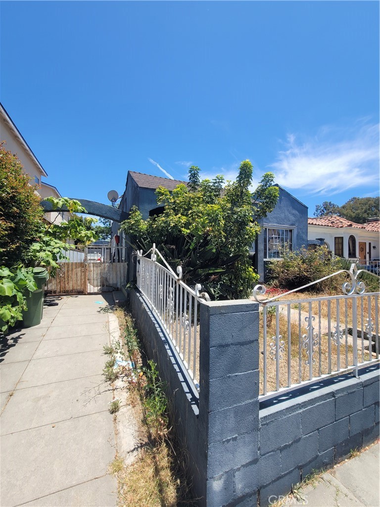 1532 Carmona