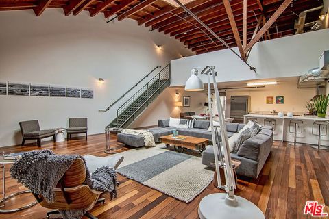 Photo of 1046 Princeton Drive #205, Venice, CA 90292 (MLS # 26660501)