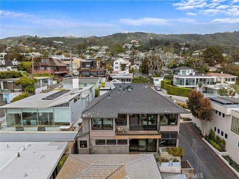 Tiny photo for 31678 Seacliff Drive, Laguna Beach, CA 92651 (MLS # LG25280311)