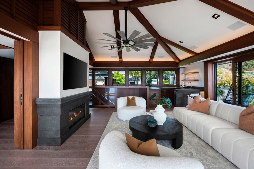 31678 Seacliff Drive, Laguna Beach CA 92651 - Photo 8