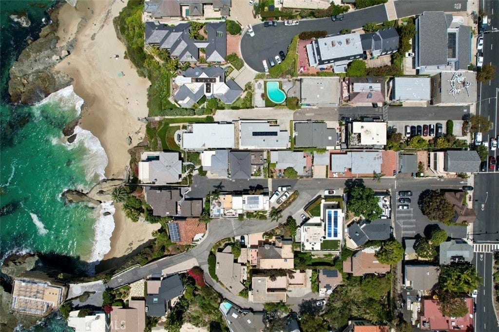 31678 Seacliff Drive