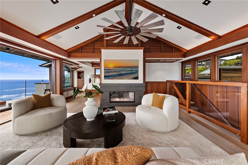 Photo of 31678 Seacliff Drive, Laguna Beach, CA 92651 (MLS # LG25280311)