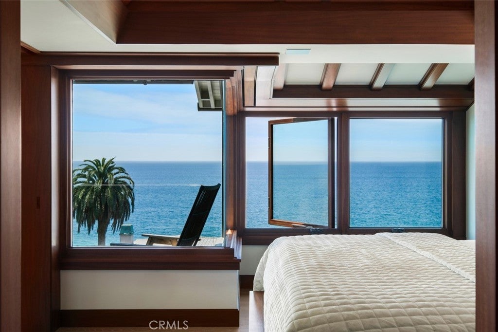 31678 Seacliff Drive, Laguna Beach CA 92651 - Photo 12