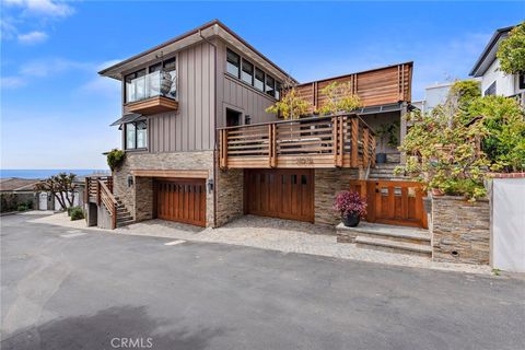 Tiny photo for 31678 Seacliff Drive, Laguna Beach, CA 92651 (MLS # LG25280311)