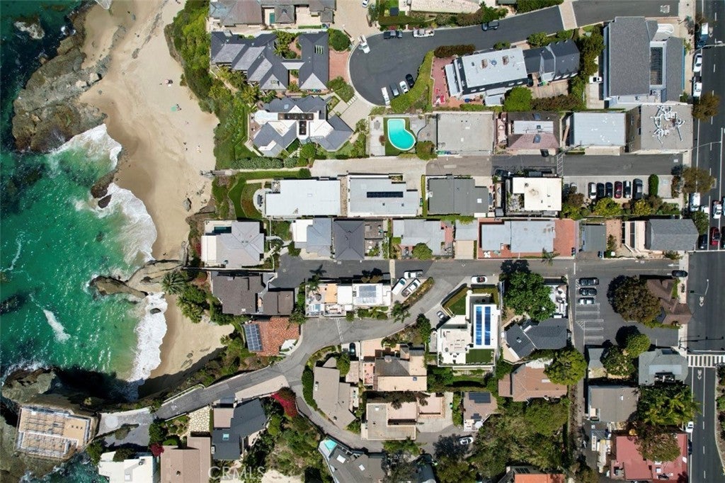31678 Seacliff Drive