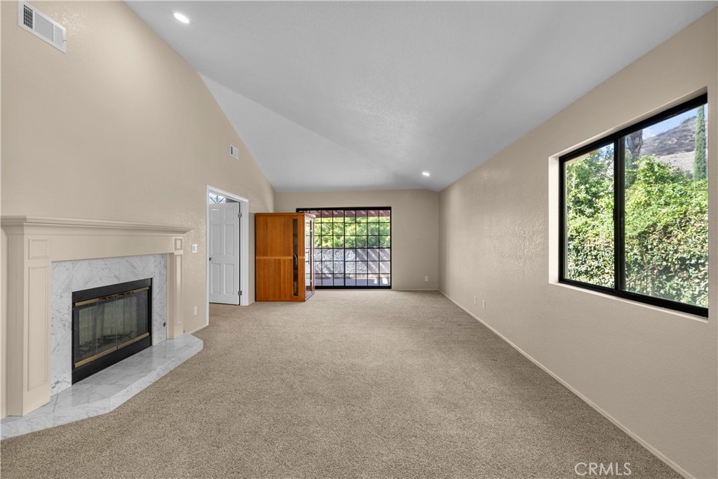 Peacock Ridge (842) - Residential