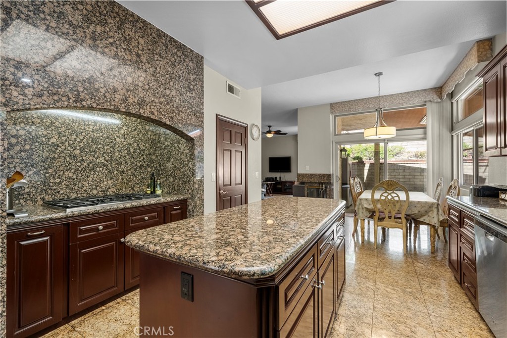 Peacock Ridge (842) - Residential