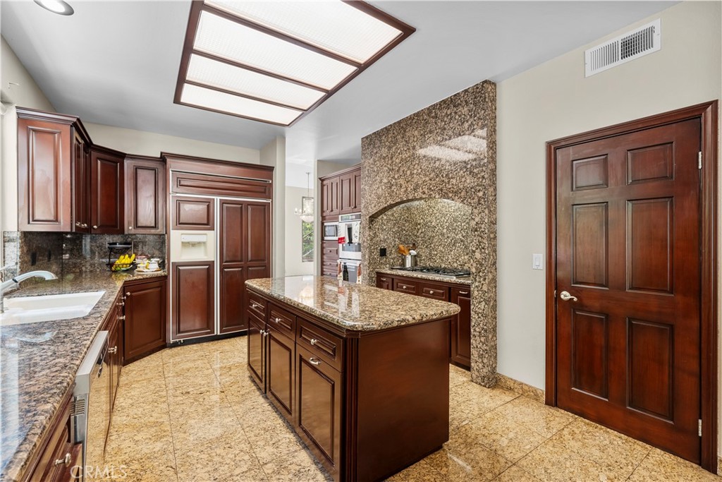 Peacock Ridge (842) - Residential