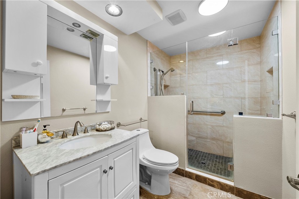 Peacock Ridge (842) - Residential