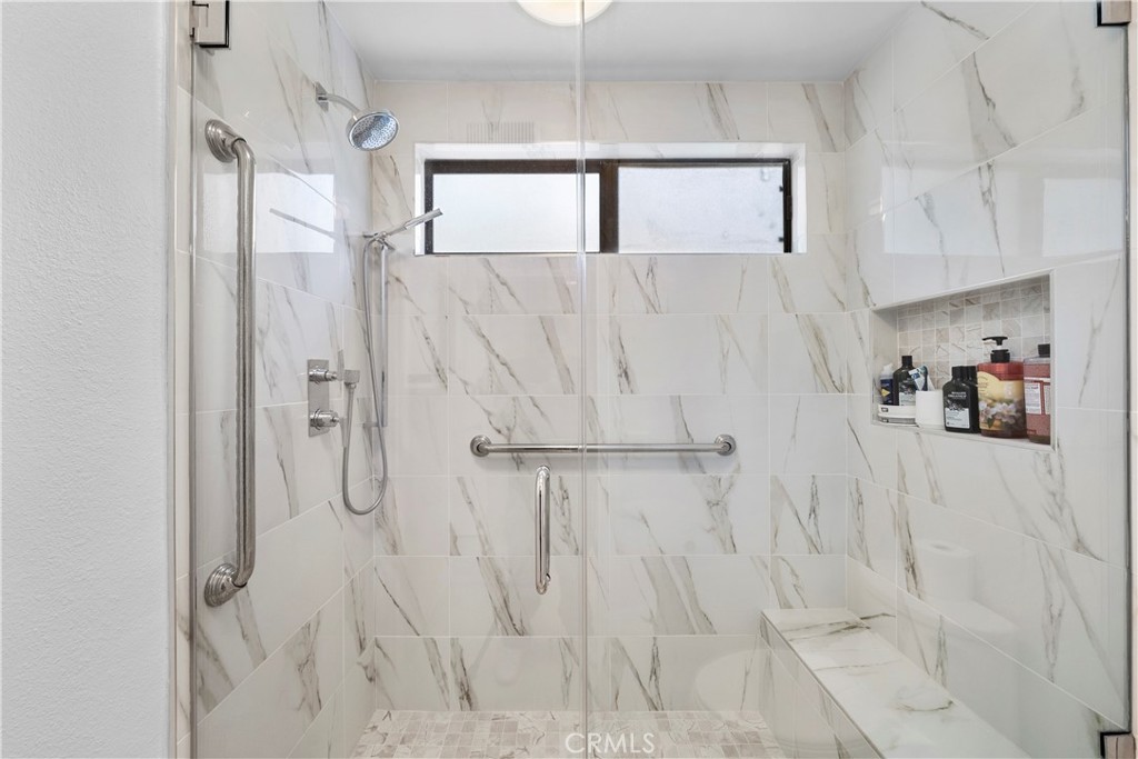 Peacock Ridge (842) - Residential