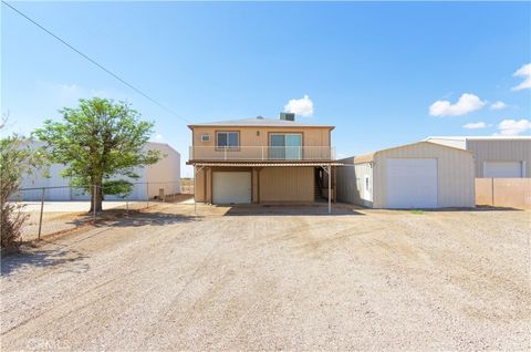 Photo of 5501 Colorado River Rd, Blythe, CA 92225 (MLS # OC25227630) Photo of 5501 Colorado River Rd, Blythe, CA 92225 (MLS # OC25227630)