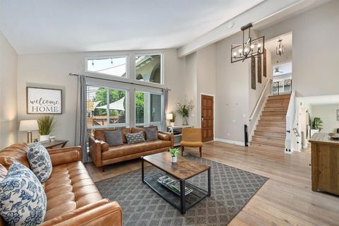 Photo of 102 Cerro St St, Encinitas, CA 92024 (MLS # 250036021SD) Photo of 102 Cerro St St, Encinitas, CA 92024 (MLS # 250036021SD)