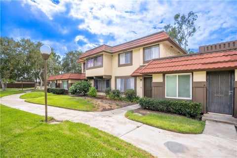 Photo of 1419 N Greenhaven LN, Anaheim, CA 92801 (MLS # OC26222995)