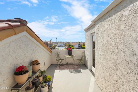 Tiny photo for 2350 Greencastle Lane, Oxnard, CA 93035 (MLS # V1-35053)