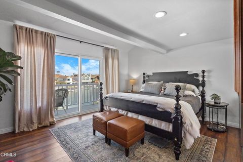 Tiny photo for 2350 Greencastle Lane, Oxnard, CA 93035 (MLS # V1-35053)