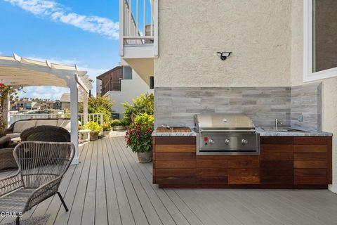 Tiny photo for 2350 Greencastle Lane, Oxnard, CA 93035 (MLS # V1-35053)