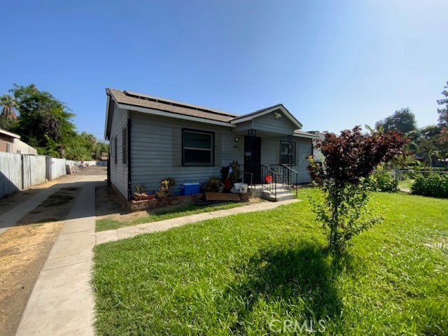 "Two units" Front house has 3 bedrooms and 2 bathrooms fully upgraded. The back ADU has 1,000 sqft with 3 bedroom and 2 bathrooms. Both units have solar panels completely paid off. one detached 2 car garage.