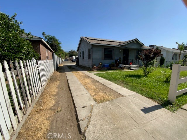 840 W 27th Street