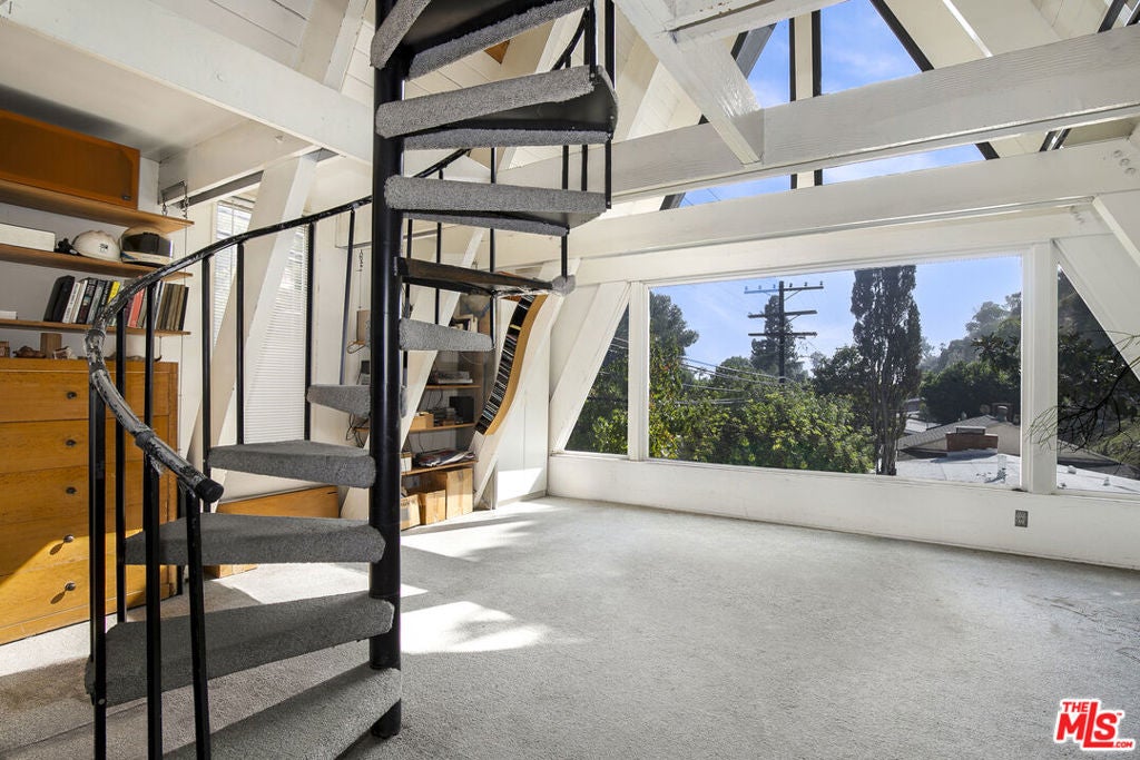 1815 Laurel Canyon Boulevard, Los Angeles CA 90046