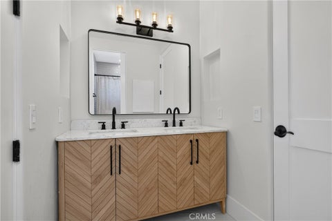 Tiny photo for 3863 Marks Road, Agoura Hills, CA 91301 (MLS # SR26225877)