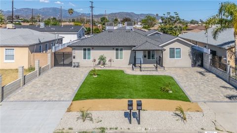 Photo of 8140 Vantage Ave Ave, North Hollywood, CA 91605 (MLS # DW25146594) Photo of 8140 Vantage Ave Ave, North Hollywood, CA 91605 (MLS # DW25146594)