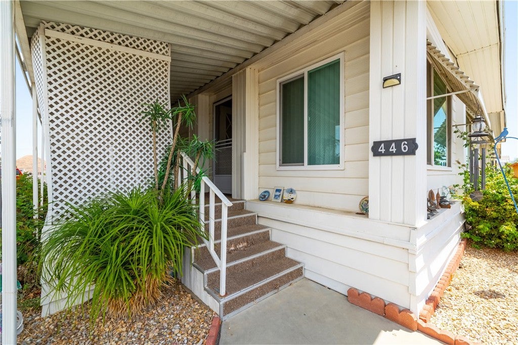 5001 W Florida 446
